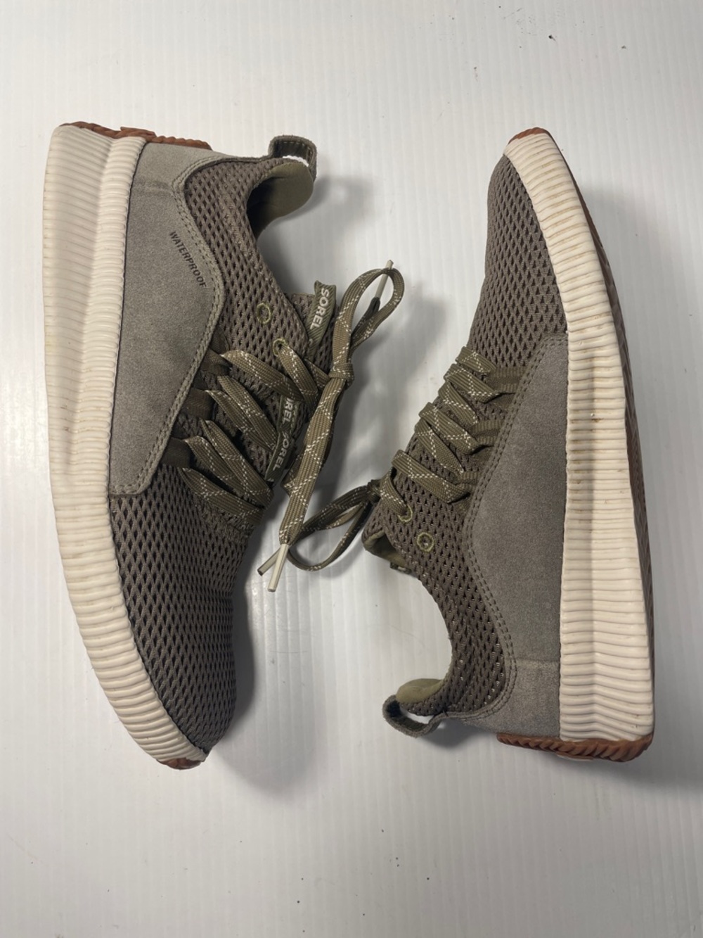 Sorel Women’s Out and About Waterproof Lace Sneakers Size 8 Olive Green Mesh - Picture 7 of 10